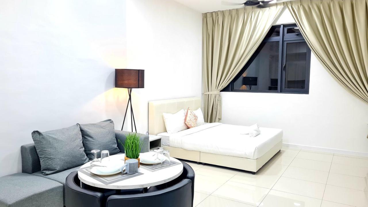 Chambers Serviced Suites Klcc By Cozy Stay Куала-Лумпур Екстер'єр фото